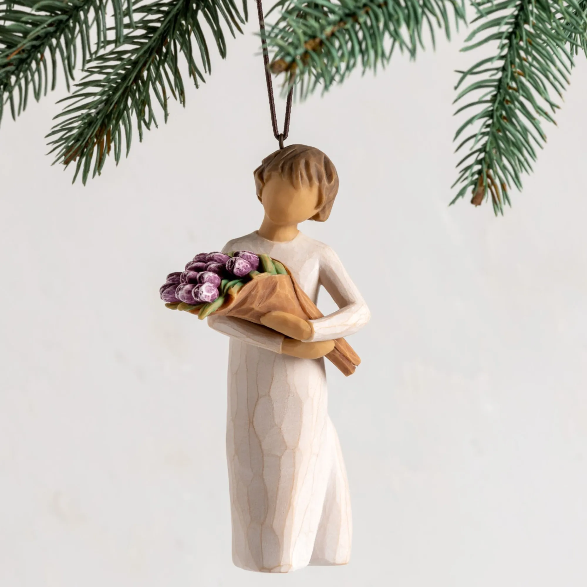 surprise_ornament_0.webp Willow Tree Mom | Surprise Ornament