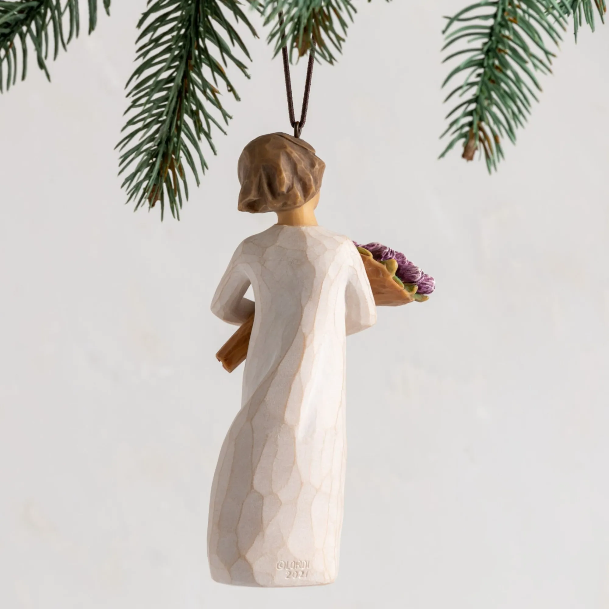 surprise_ornament_1.webp Willow Tree Mom | Surprise Ornament